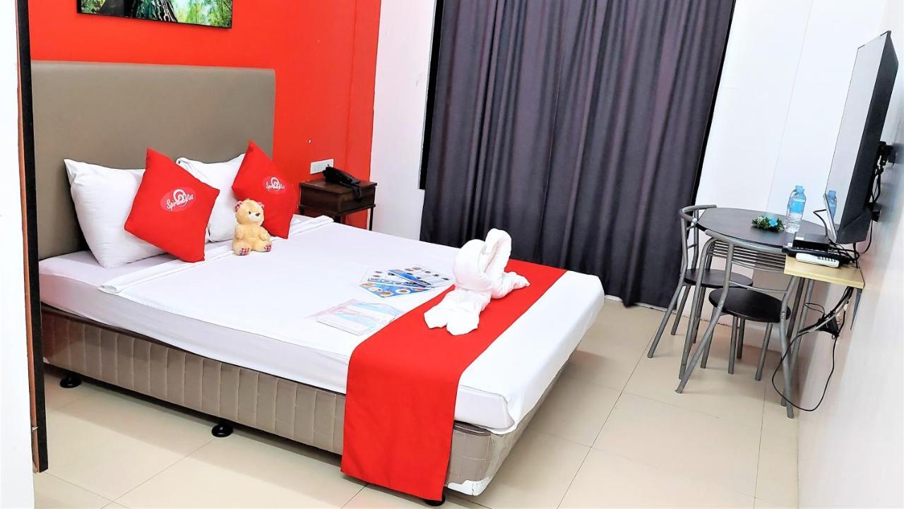 Spiral Suites Hotel Quezon City Exterior foto